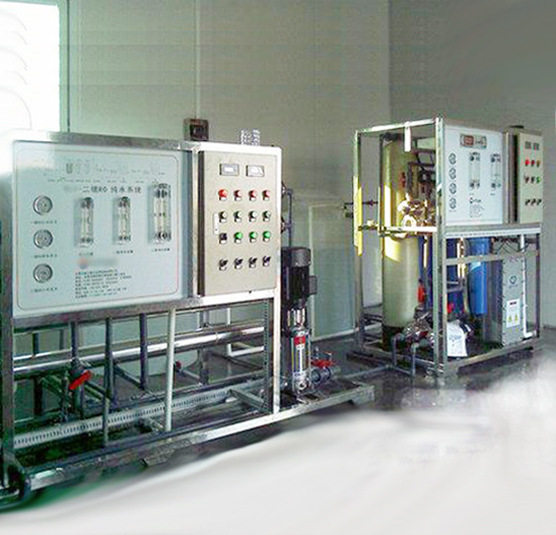 醫(yī)用純水設(shè)備，中央集中制水供水設(shè)備
